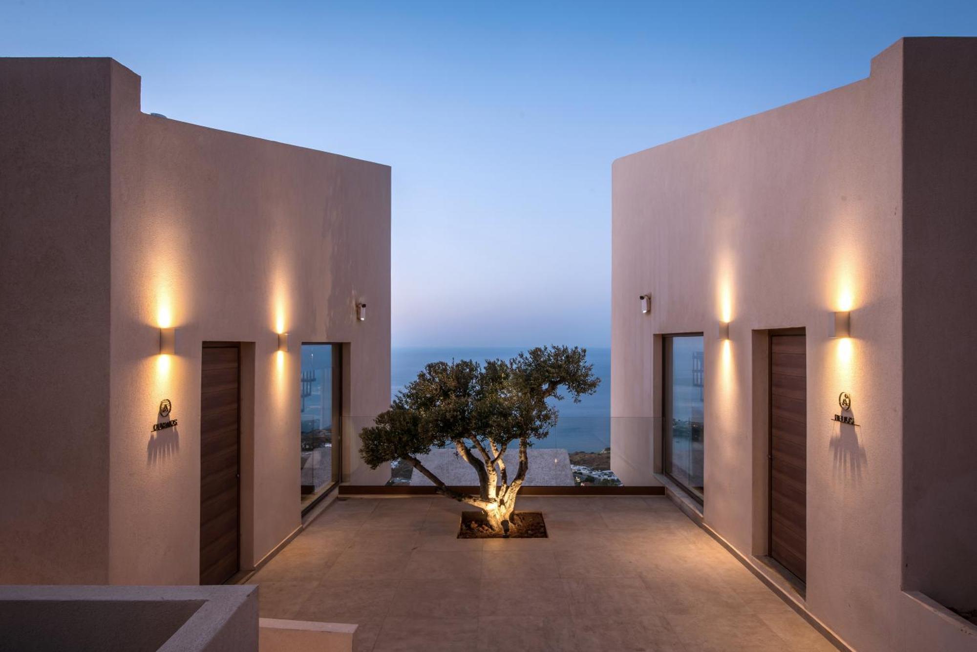 Villa Helios - Elevate Your Senses Agia Pelagia Екстериор снимка