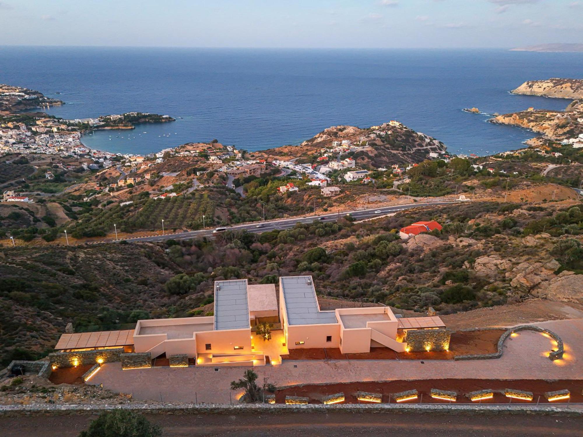 Villa Helios - Elevate Your Senses Agia Pelagia Екстериор снимка